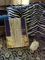 Kiedo lankaa kirjan ymp&auml;rille